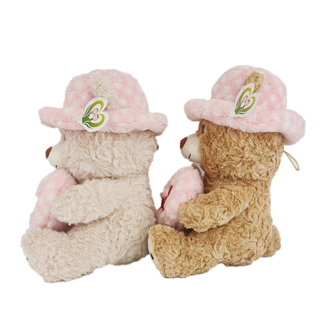 GTW34210 A Bear Wearing A Hat And A Heart Full of Love